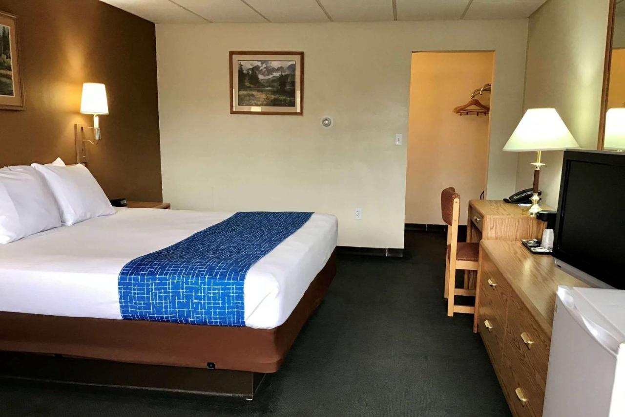 Travelodge By Wyndham Powell Exteriör bild