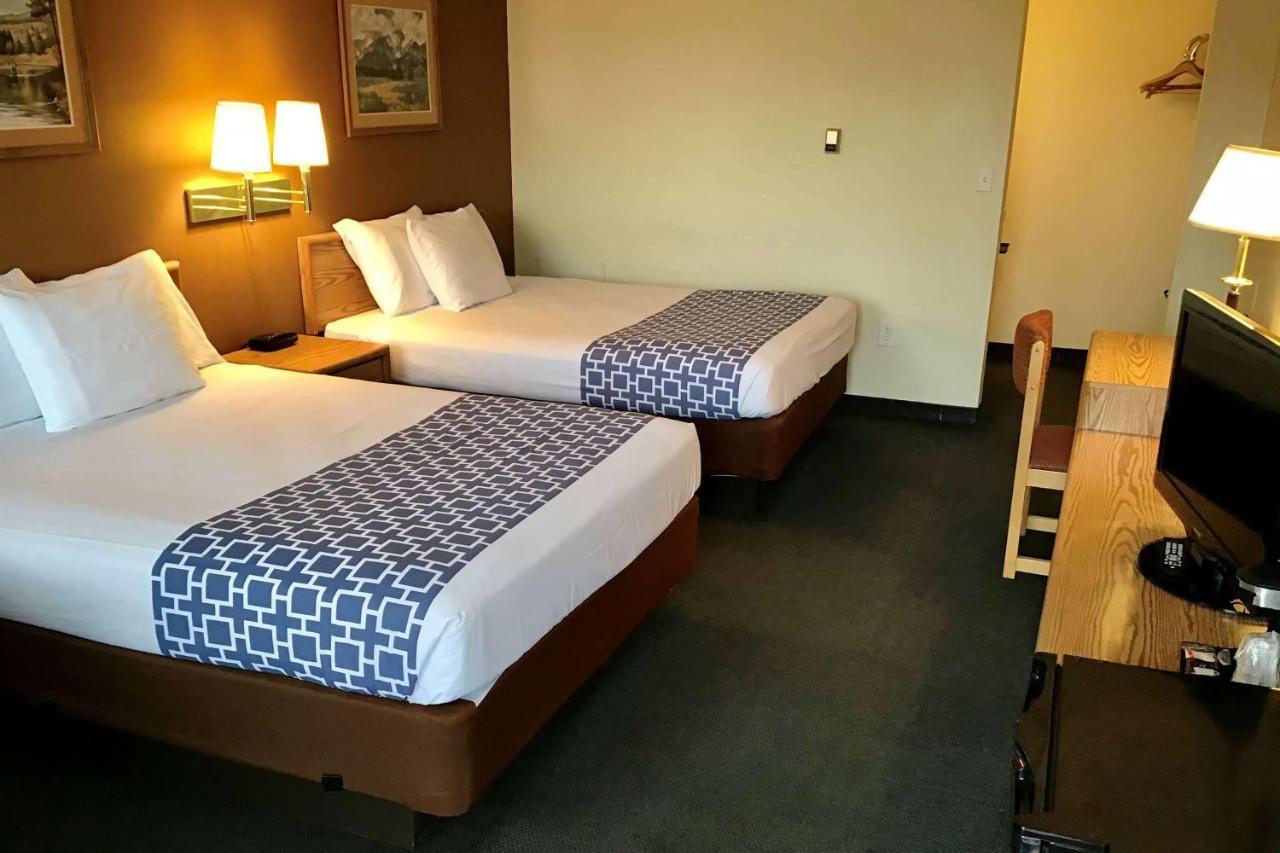 Travelodge By Wyndham Powell Exteriör bild
