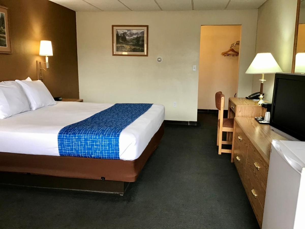 Travelodge By Wyndham Powell Exteriör bild