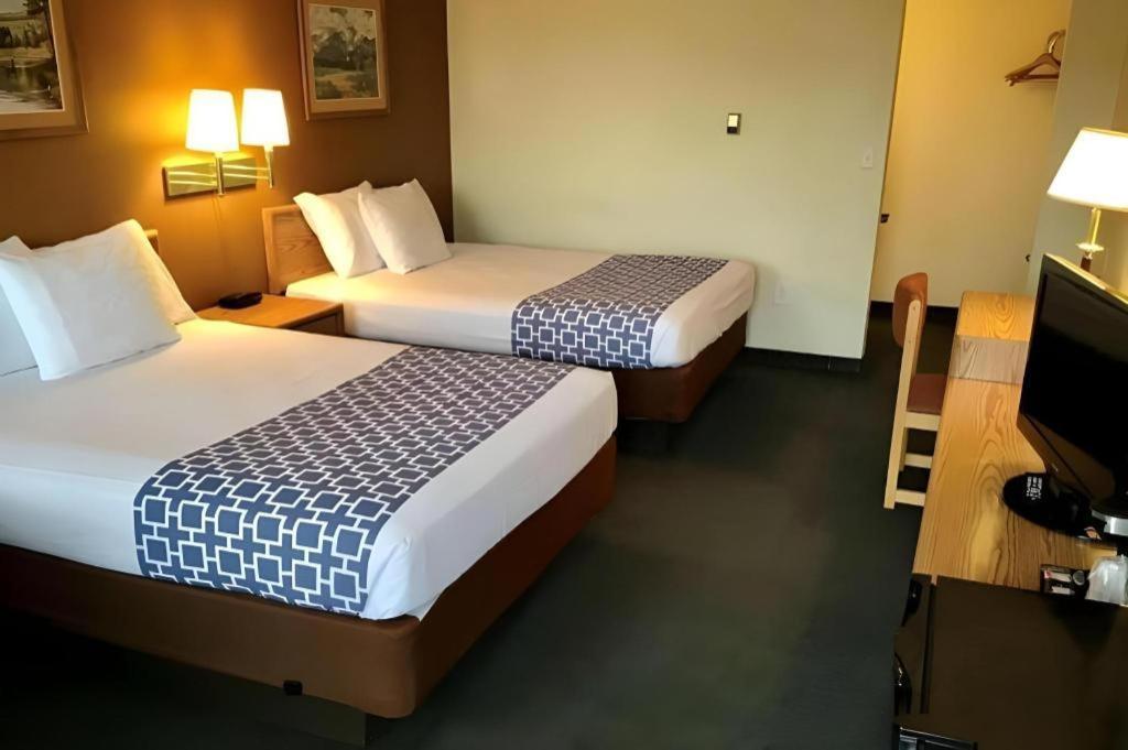 Travelodge By Wyndham Powell Exteriör bild