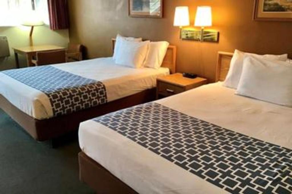 Travelodge By Wyndham Powell Exteriör bild