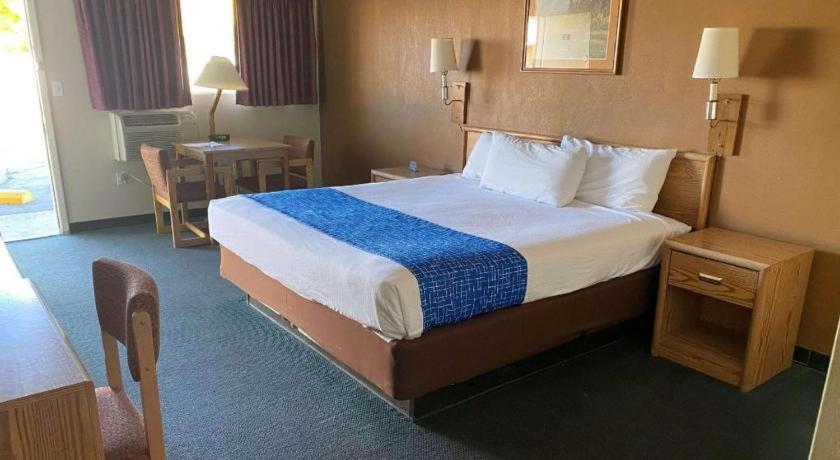 Travelodge By Wyndham Powell Exteriör bild